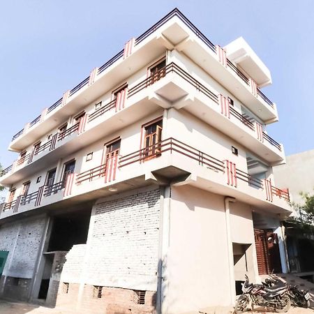 Hotel O The Velvet Chinhat Tiraha Exterior foto